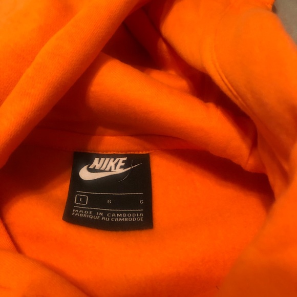 Orange Nike jogging set - Picture 5 of 5